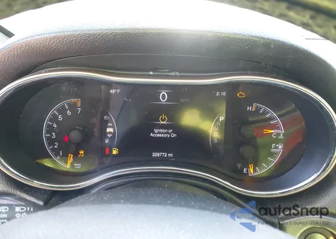 2014 Jeep Grand Cherokee Laredo z USA, uszkodzony, nr VIN 1C4RJFAG0EC314904